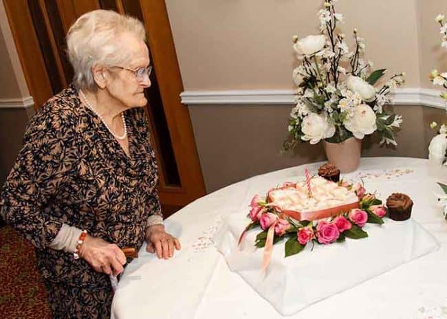 100th birthday celebration photoshoot